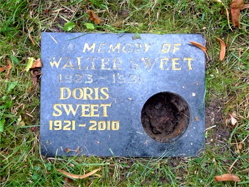 plaque for walter and doris